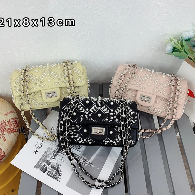 Black Artificial Pearl Handbag for Women 2021 Luxury Designer Shoulder Messenger Bags Classical Female Purses Ladies Hand Totes
Black Artificial Pearl Handbag for Women 2021 Luxury Designer Shoulder Messenger Bags Classical Female Purses Ladies Hand Totes