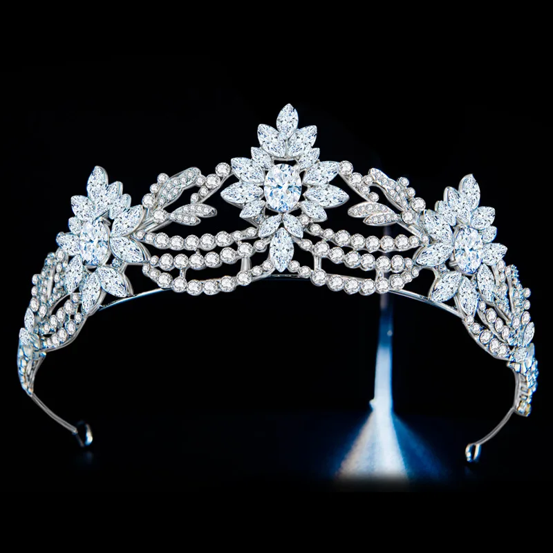 Rhinestone Zircon Alloy Bridal Crown Tiara Bride Wedding Accessories hair jewelry
Rhinestone Zircon Alloy Bridal Crown Tiara Bride Wedding Accessories hair jewelry