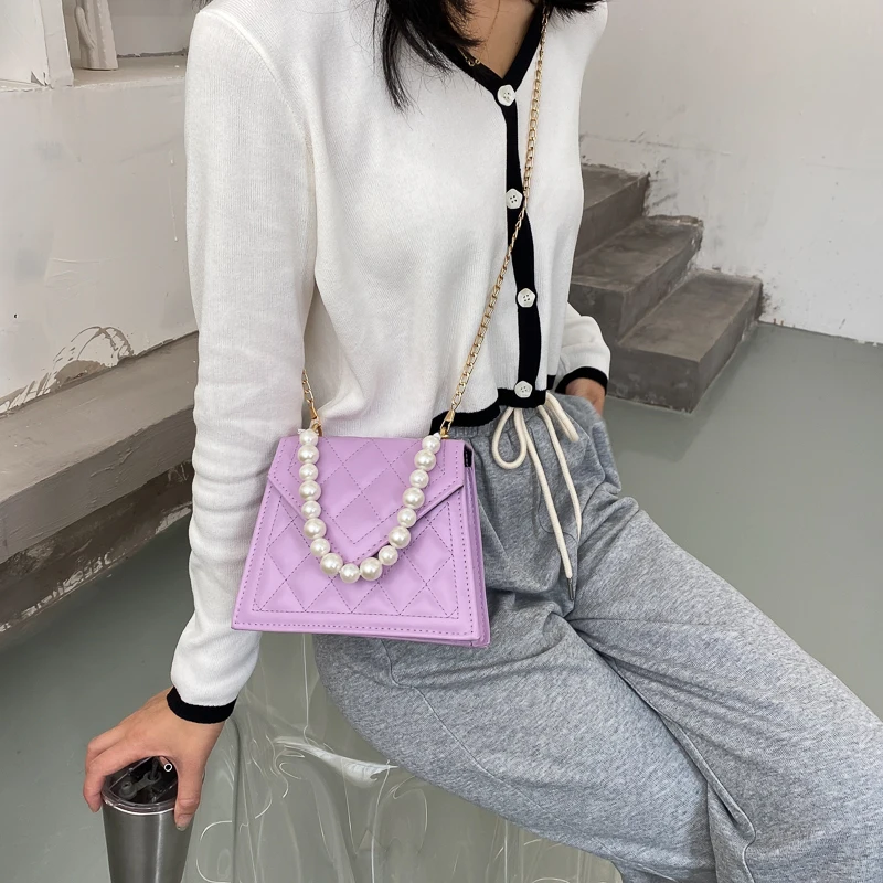 2020 Autumn New Fashion Pearl Small Crossbody Bags For Women Diamond Lattice Chains Messenger Shoulder Bag PU Leather Handbags
2020 Autumn New Fashion Pearl Small Crossbody Bags For Women Diamond Lattice Chains Messenger Shoulder Bag PU Leather Handbags