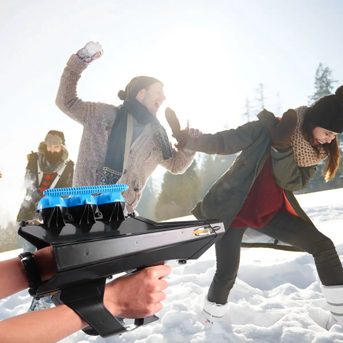 Winter Outdoor Toy Snowball Slingshot Intelligent Snowball Clip Snowball Launcher Snowball Gun Toy Tool Suitable For Snow
Winter Outdoor Toy Snowball Slingshot Intelligent Snowball Clip Snowball Launcher Snowball Gun Toy Tool Suitable For Snow