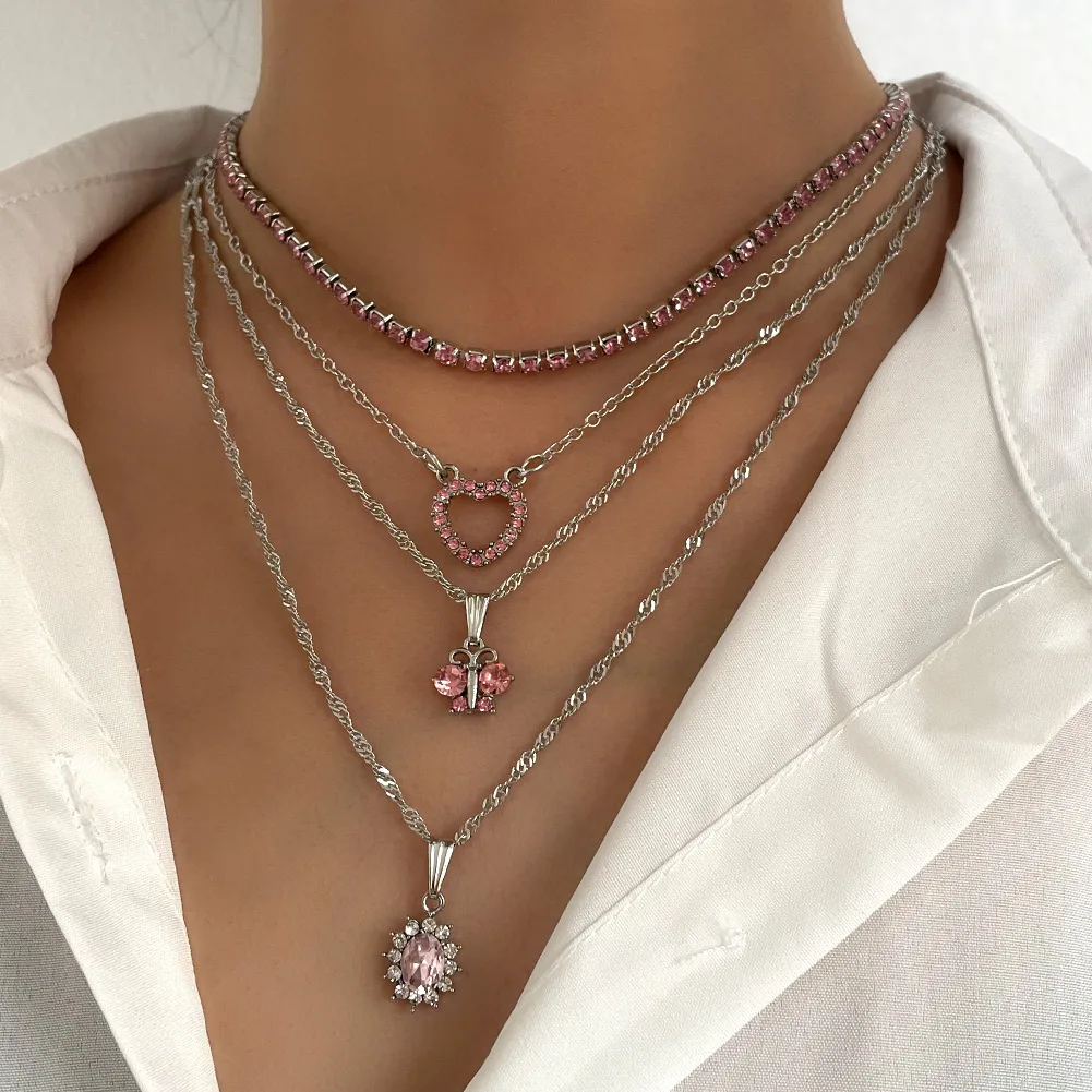 4Pcs/Set Silver Color Twisted Chain Heart Pendent Necklace Luxury Rhinestone Clavicle Chain Necklaces for Women Crystal Jewelry
4Pcs/Set Silver Color Twisted Chain Heart Pendent Necklace Luxury Rhinestone Clavicle Chain Necklaces for Women Crystal Jewelry