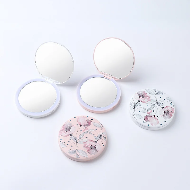 Folding Portable LED light Double magnifying glass Make Up filling mirror Lady hand-held Cosmetic Round Mirror
Folding Portable LED light Double magnifying glass Make Up filling mirror Lady hand-held Cosmetic Round Mirror