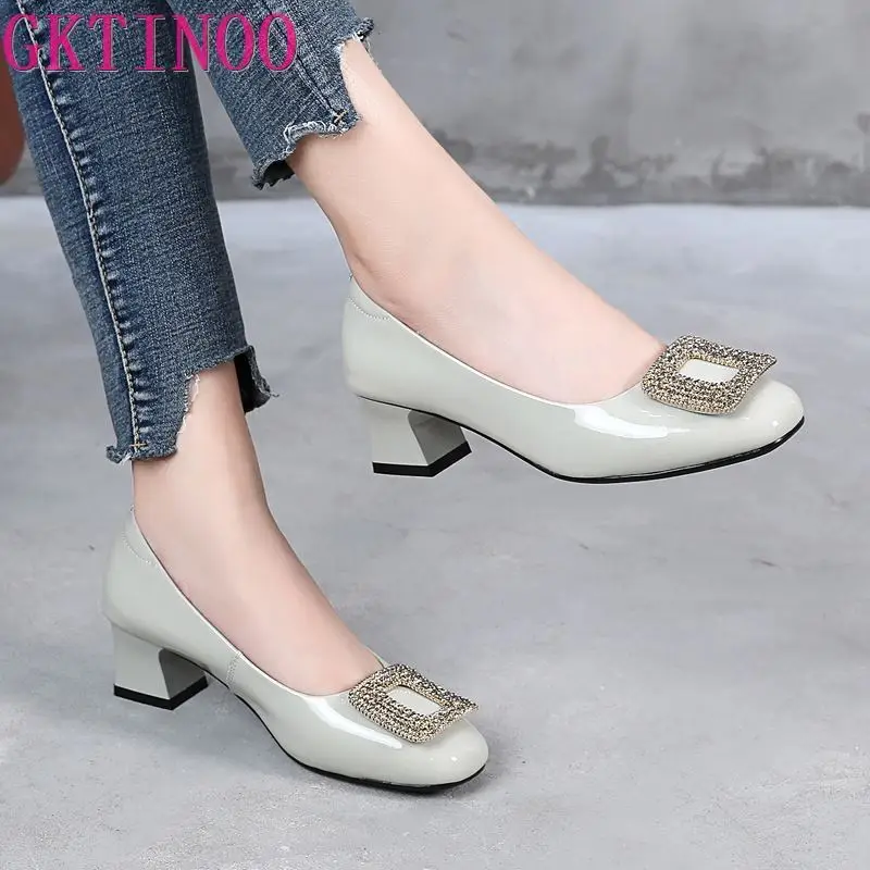 GKTINOO Plus Size Office Lady Shoes Patent Leather Dress Shoes square toe Genuine Leather Shoes Med Heels Pumps zapatos mujer
GKTINOO Plus Size Office Lady Shoes Patent Leather Dress Shoes square toe Genuine Leather Shoes Med Heels Pumps zapatos mujer