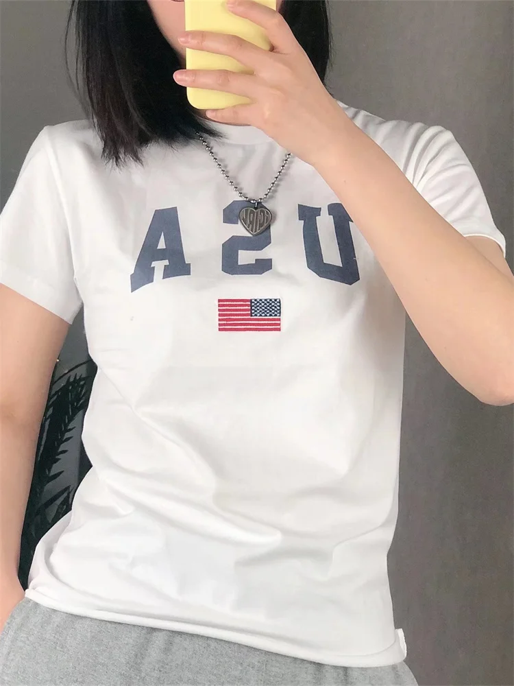 Casual Women Embroidery T-shirts Short Sleeve Letter Print 2022 Summer Fashion Ladies Streetwear Tee Round Collar Girls Chic Top
Casual Women Embroidery T-shirts Short Sleeve Letter Print 2022 Summer Fashion Ladies Streetwear Tee Round Collar Girls Chic Top
