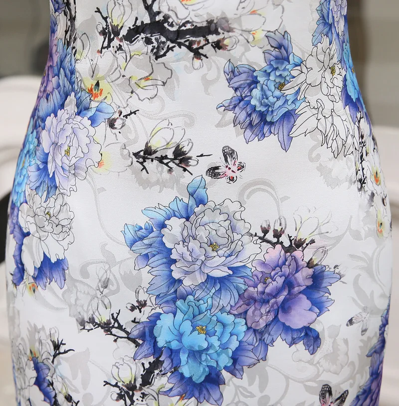 New Satin Women's Traditional Chinese Cheongsam Dresses Vestido Printing Stand Collar Short Sleeve Silk Plus Size 4XL
New Satin Women's Traditional Chinese Cheongsam Dresses Vestido Printing Stand Collar Short Sleeve Silk Plus Size 4XL