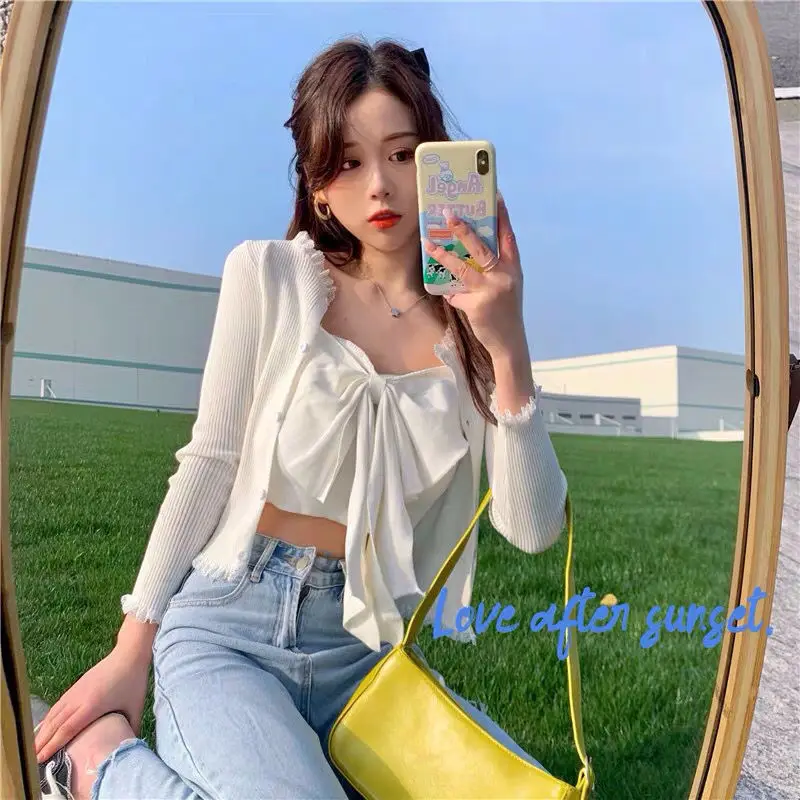 Summer Korean version 2021 design feeling bowknot slim little suspender sleeveless vest women's wear fashion bottom coat
Summer Korean version 2021 design feeling bowknot slim little suspender sleeveless vest women's wear fashion bottom coat