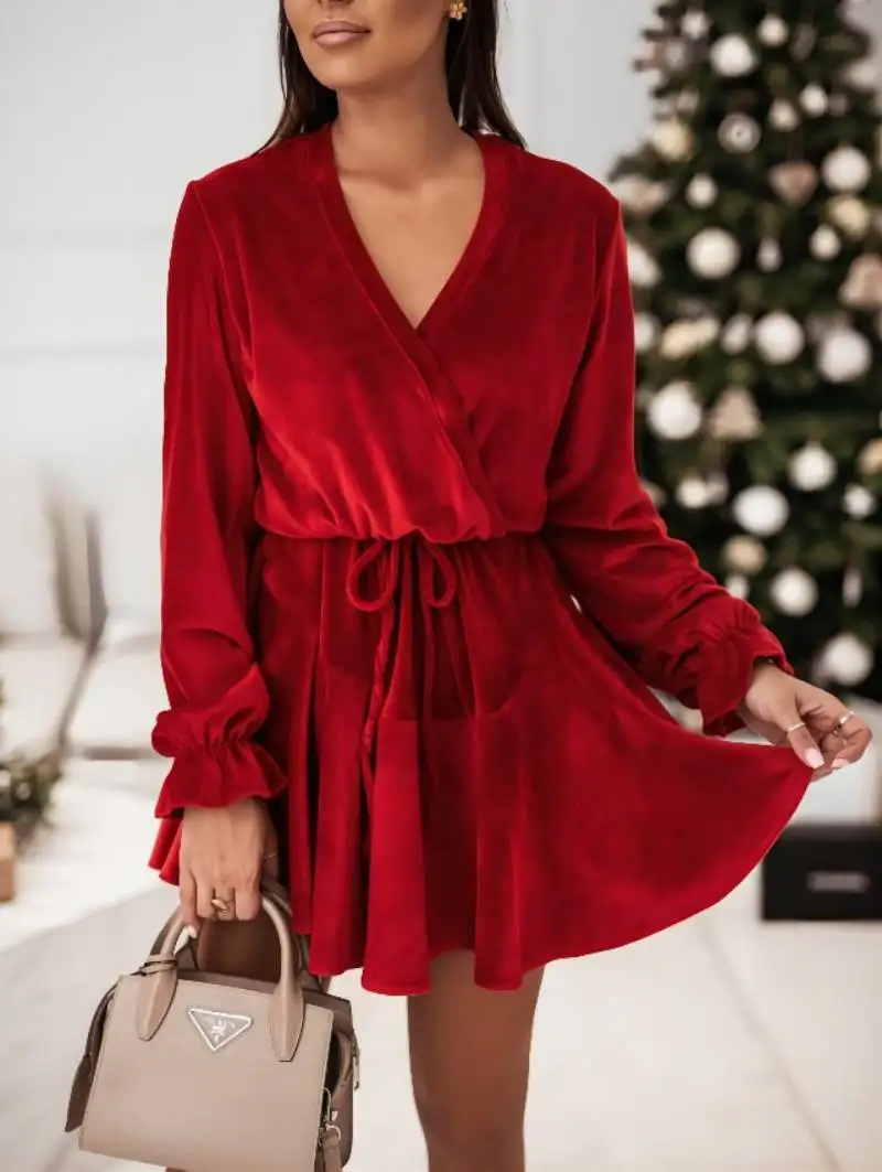 Ladies Winter and Autumn Sexy Dress 2021 New Deep V-neck Solid Color Flared Sleeve Long Sleeve Velvet Party Slim Mini SkirtS-2XL
Ladies Winter and Autumn Sexy Dress 2021 New Deep V-neck Solid Color Flared Sleeve Long Sleeve Velvet Party Slim Mini SkirtS-2XL