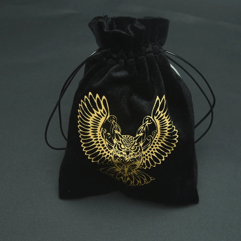 1Pc Super Soft Jewelry Bags Luxury Velvet Drawstring Bags Pouches Candy Gift Bags for Christmas Party Wedding Favors
1Pc Super Soft Jewelry Bags Luxury Velvet Drawstring Bags Pouches Candy Gift Bags for Christmas Party Wedding Favors