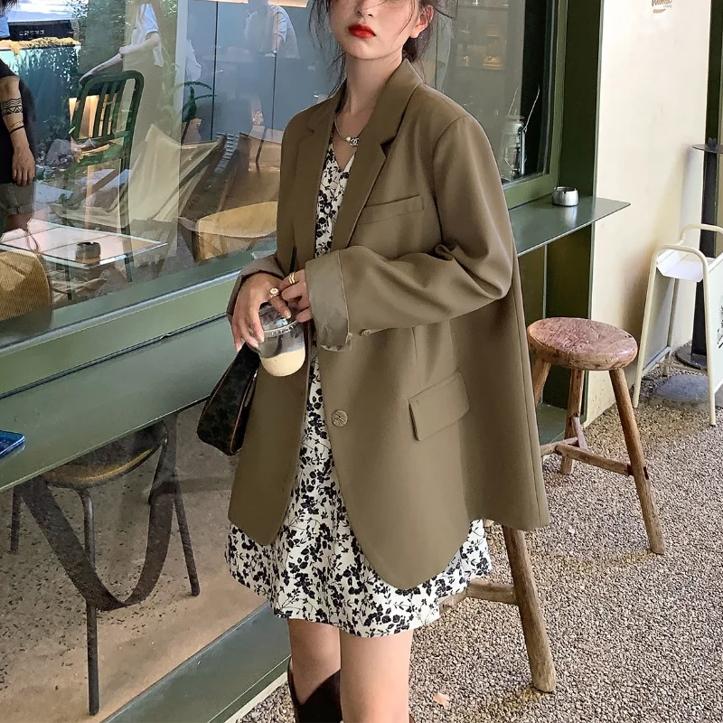 Black Blazer Women 2021 Autumn Casual Long Sleeve Button Korean Fashion Oversize Thin Blazer Jackets Female Design Coats
Black Blazer Women 2021 Autumn Casual Long Sleeve Button Korean Fashion Oversize Thin Blazer Jackets Female Design Coats