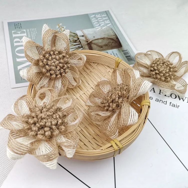 Free shipping Handmade burlap flower Christmas gift decoration supplies DIY jewelry decoration flower
Free shipping Handmade burlap flower Christmas gift decoration supplies DIY jewelry decoration flower