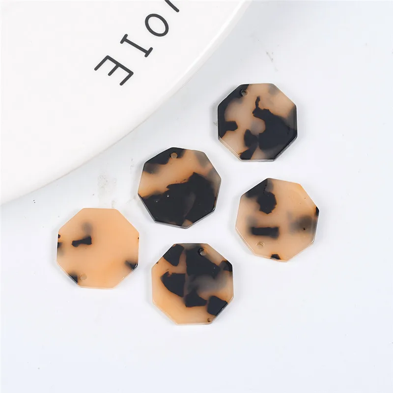 16Pcs/Lot Leopard Acrylic Charms for Hoop Drop Earrings Essential Accessories for DIY Jewelry Making Findings&Components 
16Pcs/Lot Leopard Acrylic Charms for Hoop Drop Earrings Essential Accessories for DIY Jewelry Making Findings&Components