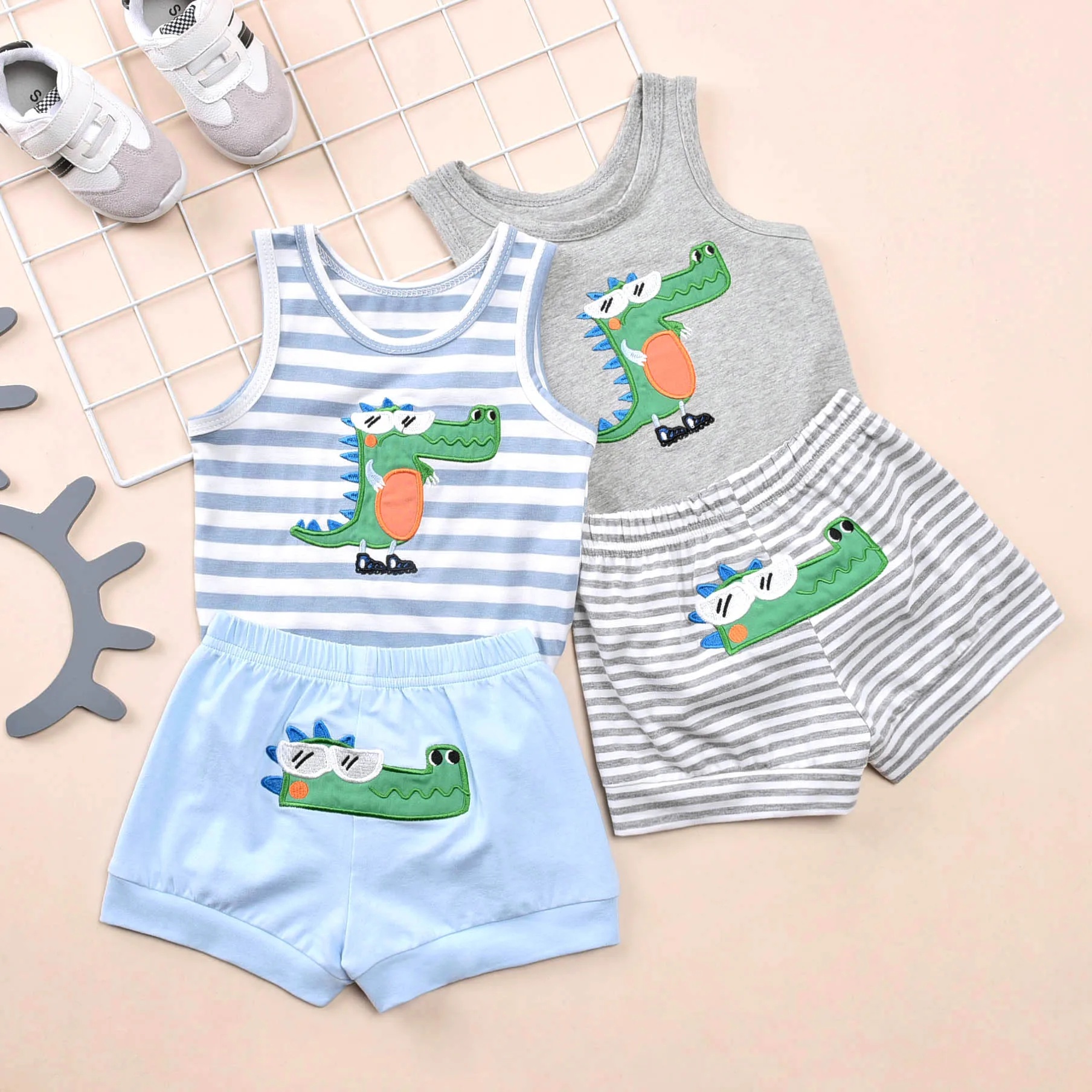 2020 Summer Toddler Infant Baby Girl Dinosaur Clothes Set Sleeveless Vest Striped Shorts Clothing Costume 0-24M Outfits 2PCs
2020 Summer Toddler Infant Baby Girl Dinosaur Clothes Set Sleeveless Vest Striped Shorts Clothing Costume 0-24M Outfits 2PCs