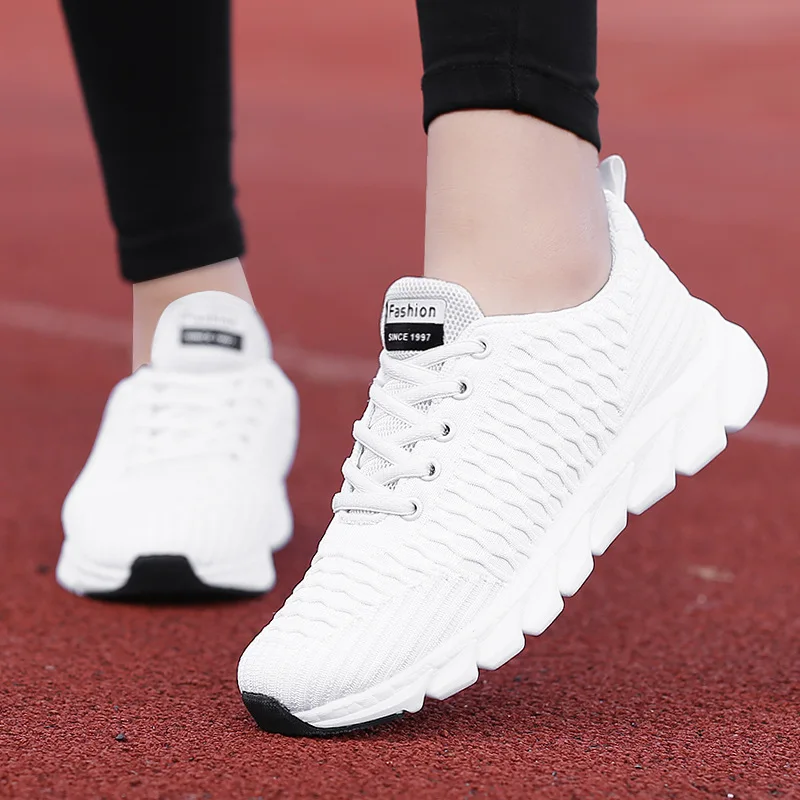 Mesh Women Sneakers New Breathable Women Flat Shoes Women Lightweight Fashion Casual Shoes Ladies Lace-up Chaussure Femme
Mesh Women Sneakers New Breathable Women Flat Shoes Women Lightweight Fashion Casual Shoes Ladies Lace-up Chaussure Femme