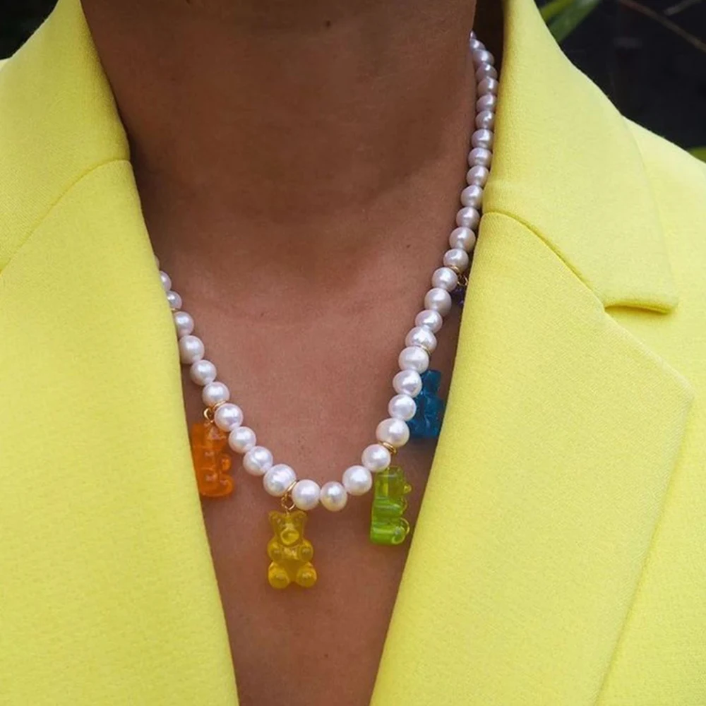 Korean White Pearl Choker Colorful Cartoon Gummy Bear Zircon Beaded Necklace For Women Hip Pop Punk Design Choker Party Jewelry
Korean White Pearl Choker Colorful Cartoon Gummy Bear Zircon Beaded Necklace For Women Hip Pop Punk Design Choker Party Jewelry