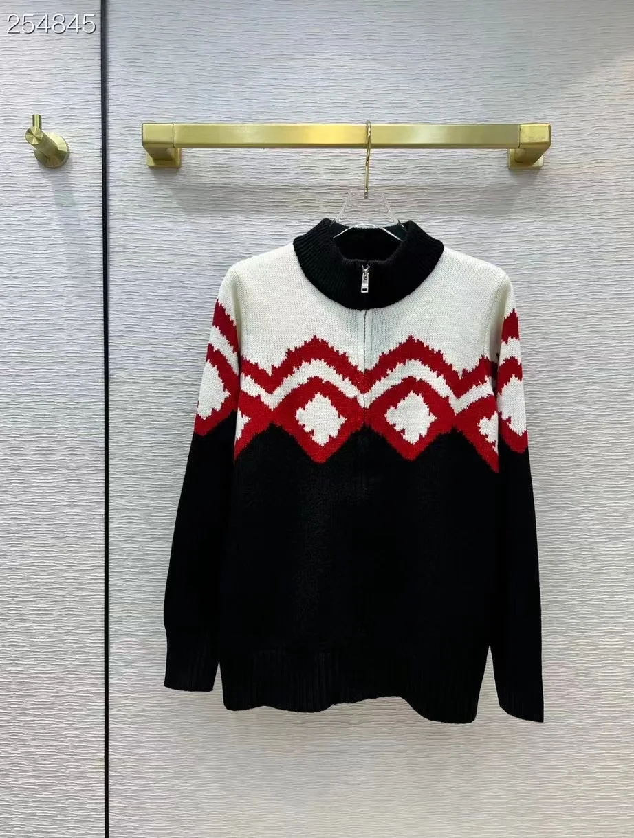Fyion High Quality Runway Design Sweater Women 2022 Spring Knitted Femme Jacquard Cardigan Sweater
Fyion High Quality Runway Design Sweater Women 2022 Spring Knitted Femme Jacquard Cardigan Sweater