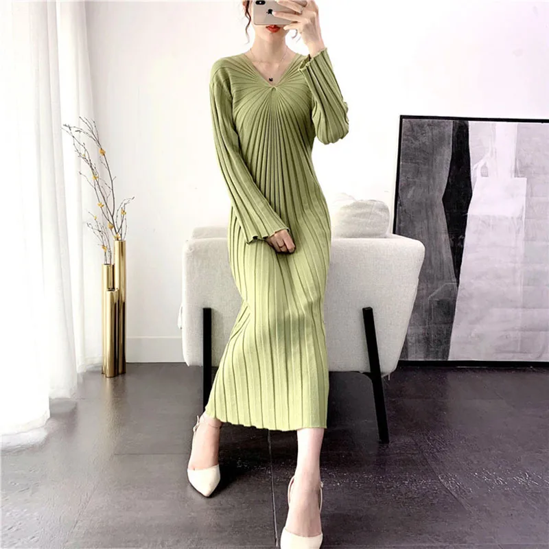NORMOV Women Dress Solid V Neck Long Sleeve Mid Calf Knitted Dresses Spring Autumn Feminina Sweater Dress
NORMOV Women Dress Solid V Neck Long Sleeve Mid Calf Knitted Dresses Spring Autumn Feminina Sweater Dress