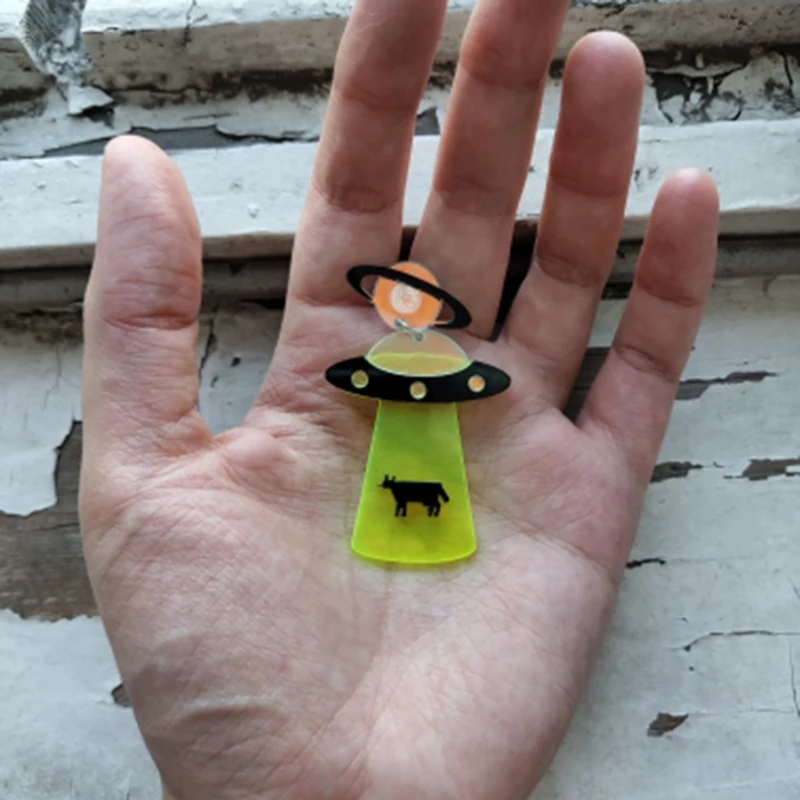 Cute Acrylic UFO Earrings For Women Creative Cow Spaceship Alien Drop Dangle Earrings Handmade Novelry Jewelry
Cute Acrylic UFO Earrings For Women Creative Cow Spaceship Alien Drop Dangle Earrings Handmade Novelry Jewelry