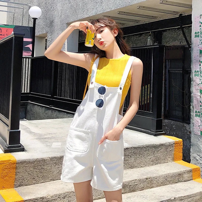 Women Rompers Summer Casual Loose Sleeveless Jumpsuit Solid Button Pocket Suspenders Bib Short Pants Wide Leg Playsuits Overalls
Women Rompers Summer Casual Loose Sleeveless Jumpsuit Solid Button Pocket Suspenders Bib Short Pants Wide Leg Playsuits Overalls