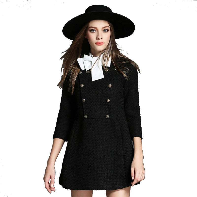 Autumn and winter black woolen dress woolen coat
Autumn and winter black woolen dress woolen coat