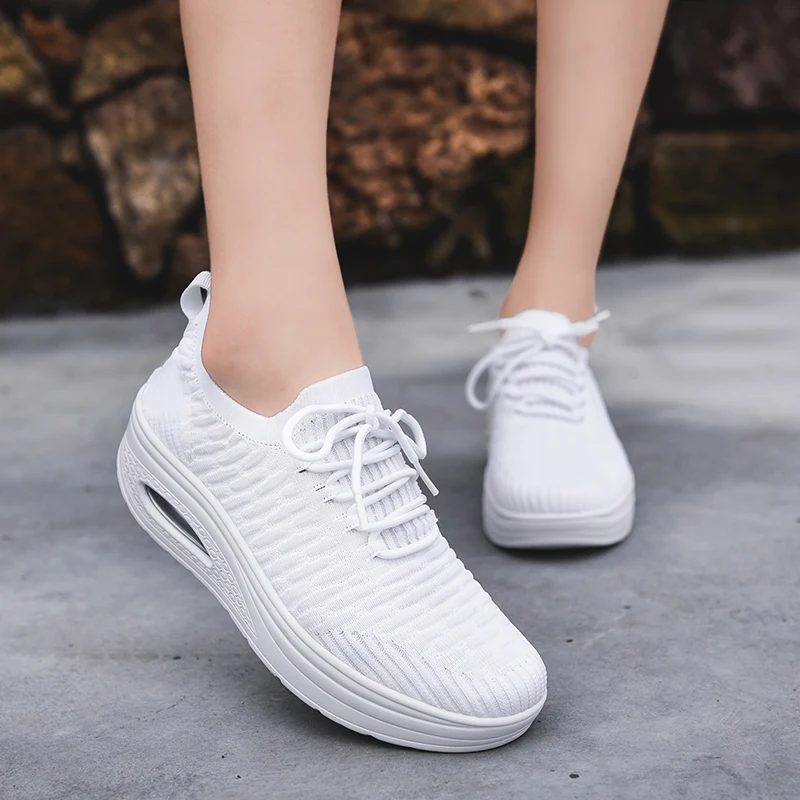 Sport Shoes Women running Thick Sole Shoes Flying Weave Platform Shoes Ladies Toning Shoes Wedge Sneakers Breathable Rocking Sho
Sport Shoes Women running Thick Sole Shoes Flying Weave Platform Shoes Ladies Toning Shoes Wedge Sneakers Breathable Rocking Sho