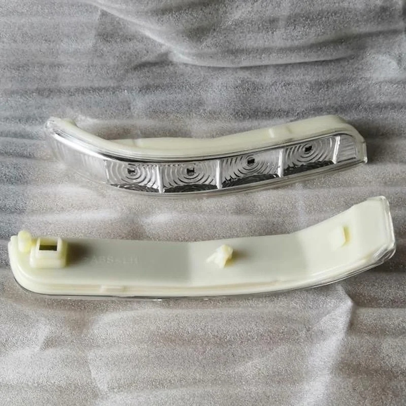 Reversing Mirror Turn Signal Light Rearview Mirror Turn Lamp For Kia Sorento 2009-2013
Reversing Mirror Turn Signal Light Rearview Mirror Turn Lamp For Kia Sorento 2009-2013