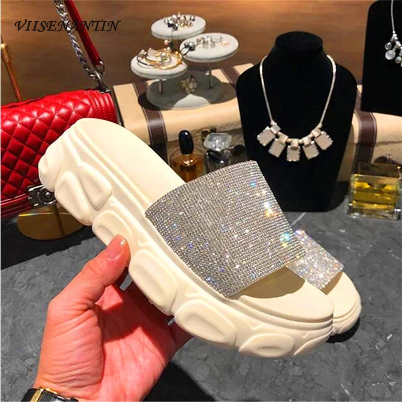 Fashion crystal open-toed platform slippers summer new casual all-match trend Roman style sandals and slippers women
Fashion crystal open-toed platform slippers summer new casual all-match trend Roman style sandals and slippers women