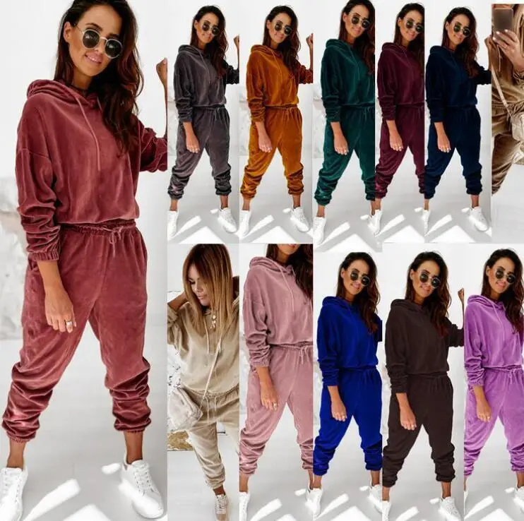 Autumn and winter New European and American women's wear solid color golden velvet hat long sleeve leisure suit women
Autumn and winter New European and American women's wear solid color golden velvet hat long sleeve leisure suit women