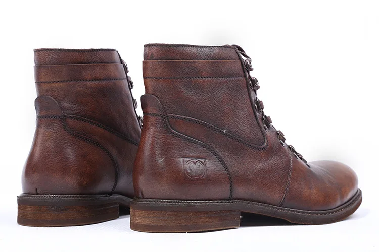Fashion Men Shoes Top Quality Vintage Genuine Leather Lace-up Martin Boots Male Stylish Mens Boots Lace Up Casual Ankle Boots
Fashion Men Shoes Top Quality Vintage Genuine Leather Lace-up Martin Boots Male Stylish Mens Boots Lace Up Casual Ankle Boots