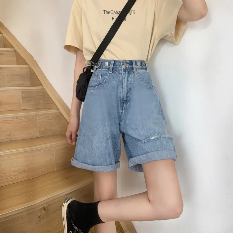 Street Wear High Waist Wide Leg Denim Shorts Women With Hole 2021 New Jean Shorts Women Summer Korean Style Women Shorts
Street Wear High Waist Wide Leg Denim Shorts Women With Hole 2021 New Jean Shorts Women Summer Korean Style Women Shorts