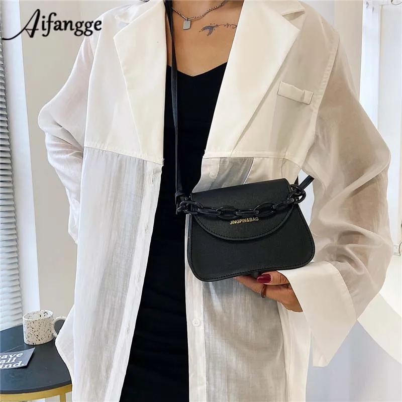 AIFENGGE Chain Trendy Leather Crossbody Bags for Women Mini PU Leisure Shoulder Bag Woman Design Fashion Handbag Purses 
AIFENGGE Chain Trendy Leather Crossbody Bags for Women Mini PU Leisure Shoulder Bag Woman Design Fashion Handbag Purses