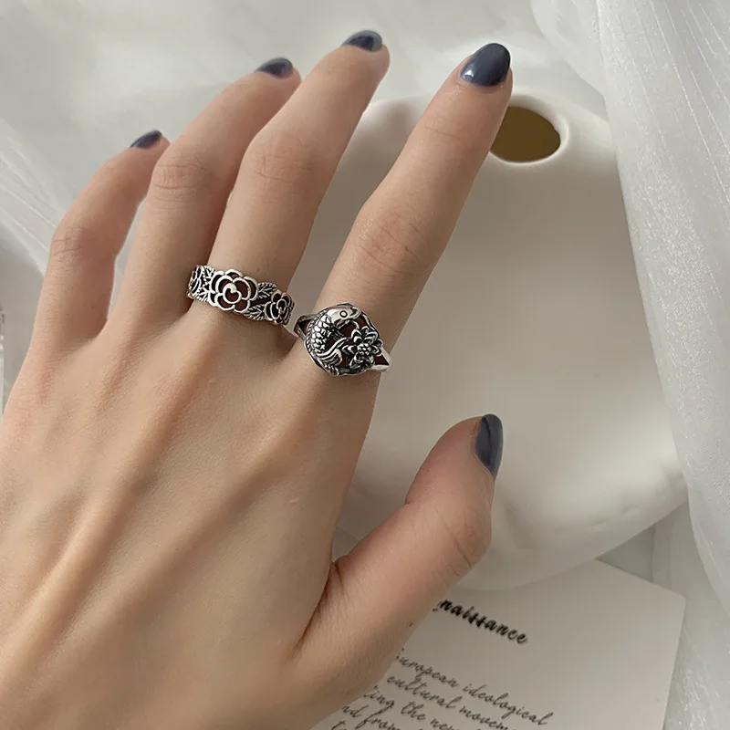 Кольцо женское из серебра 925 пробы, с рисунком рыбы и лотоса 
Кольцо женское из серебра 925 пробы, с рисунком рыбы и лотоса