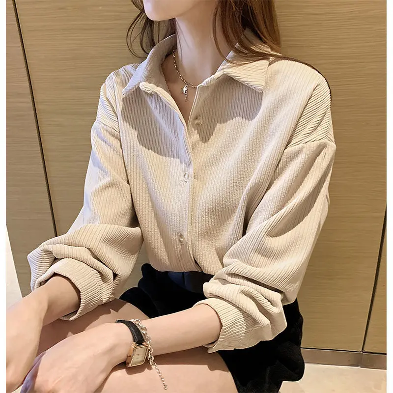 BF Style Texture Corduroy Chic Retro Soft Sweet Warm Solid Women Oversize Tops Loose All-Match Shirts Autumn Long Sleeve Winter
BF Style Texture Corduroy Chic Retro Soft Sweet Warm Solid Women Oversize Tops Loose All-Match Shirts Autumn Long Sleeve Winter
