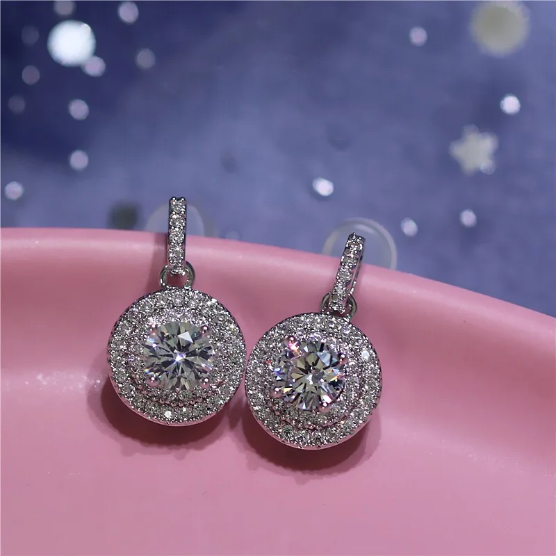 Fashion Luxury Round Zircon Stud Earrings for Women Bride Silvery Shiny Crystals Drop Earrings Wedding Jewelry Party Gift
Fashion Luxury Round Zircon Stud Earrings for Women Bride Silvery Shiny Crystals Drop Earrings Wedding Jewelry Party Gift