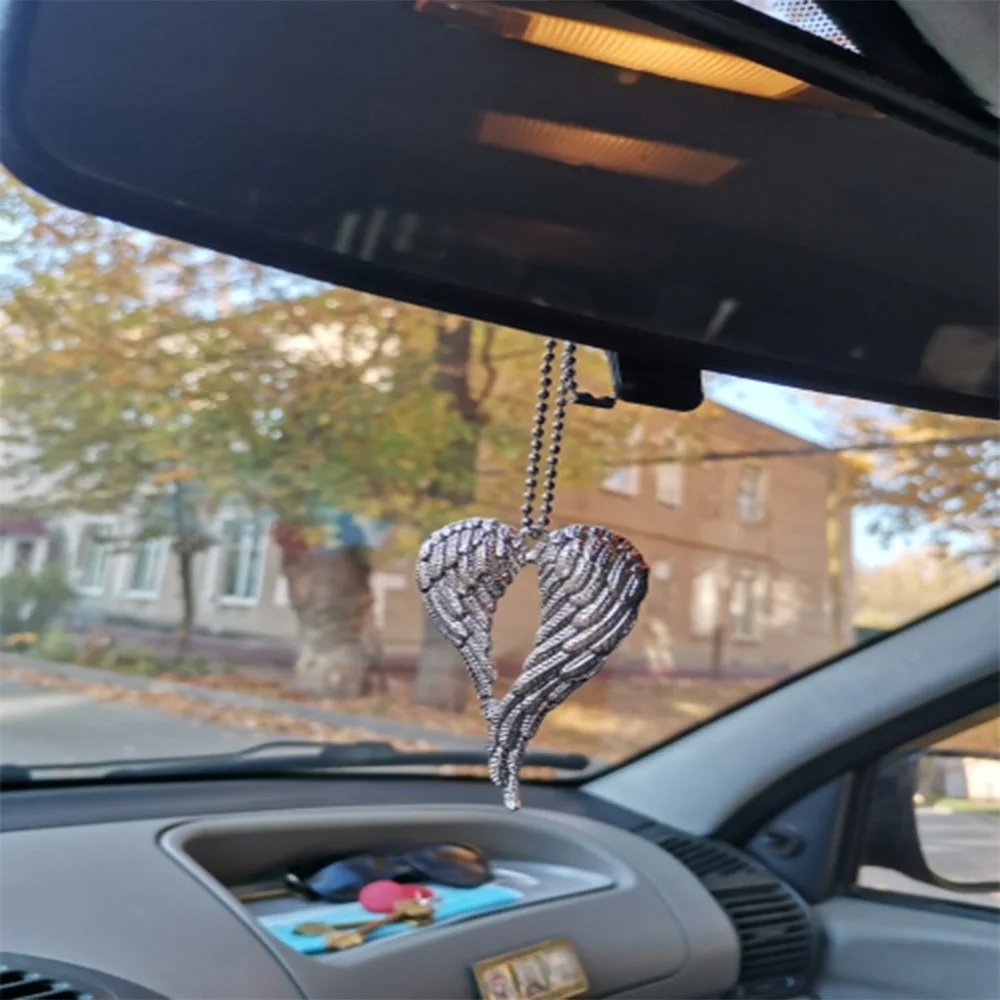 Metal Angel Wings Wings Silver Rear View Mirror Car Accessories Interior Pendant Holiday Gift General Motors Decoration
Metal Angel Wings Wings Silver Rear View Mirror Car Accessories Interior Pendant Holiday Gift General Motors Decoration