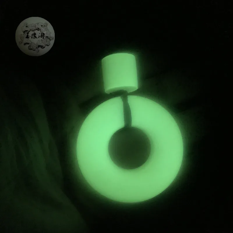 Natural luminous stone original stone carving safe buckle green jade pendant glowing jade necklace women men pendants
Natural luminous stone original stone carving safe buckle green jade pendant glowing jade necklace women men pendants