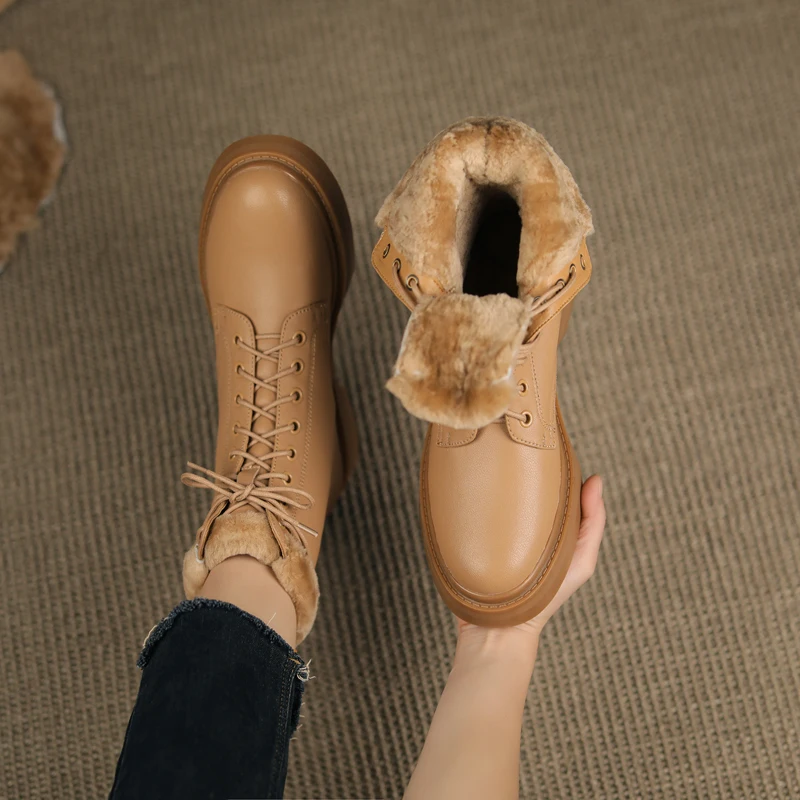 Autuspin Cow Leather Ankle Snow Boots for Women Winter Warm Wool Shoes Black Apricot Round Toe Lace Up Fashion Short Booties 
Autuspin Cow Leather Ankle Snow Boots for Women Winter Warm Wool Shoes Black Apricot Round Toe Lace Up Fashion Short Booties