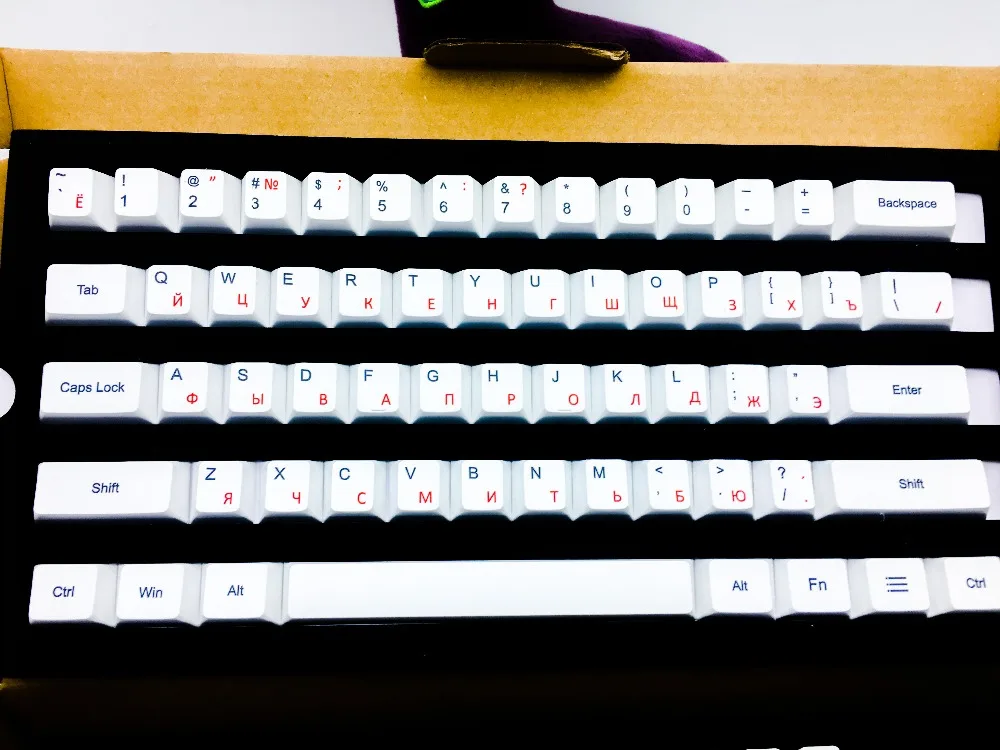 Русская клавиатура Cherry profile PBT Dyesub, печать 108 клавиш для механической клавиатуры
Русская клавиатура Cherry profile PBT Dyesub, печать 108 клавиш для механической клавиатуры