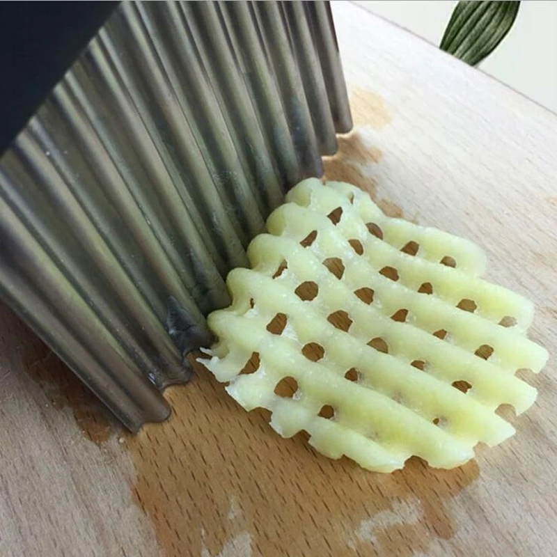 Kitchen Accessories Stainless Steel Potato Knife Wave Knife Slicer Cutting Machine Cut French Fries Ripple Knife Cut Fancy Tools 
Kitchen Accessories Stainless Steel Potato Knife Wave Knife Slicer Cutting Machine Cut French Fries Ripple Knife Cut Fancy Tools