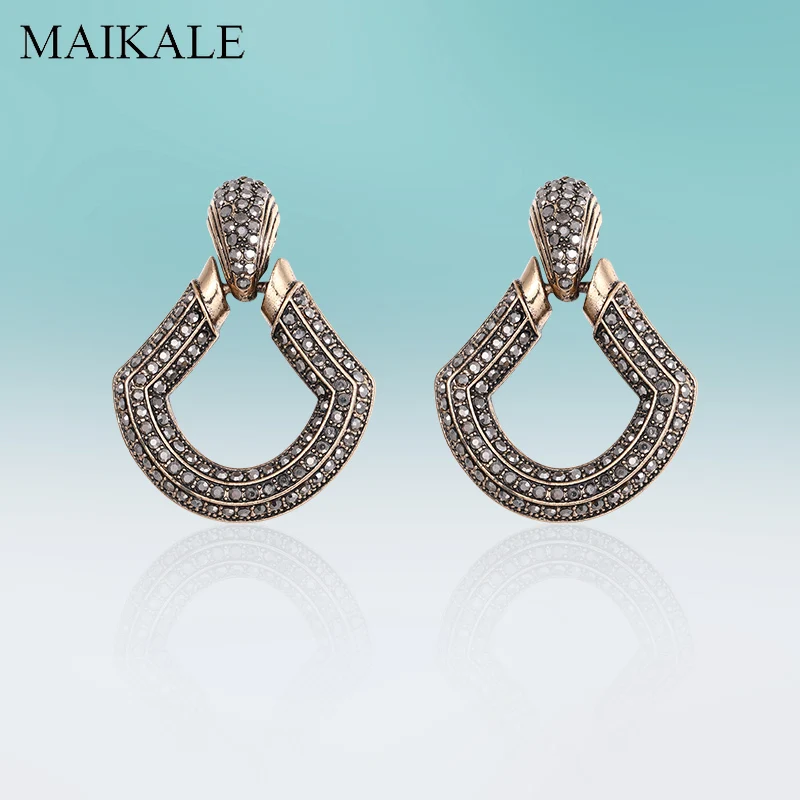 MAIKALE Vintage High Quality Dangle Big Geometric Zinc Alloy Rhinestone Drop Earrings for Women 2021 Fashion Jewelry Wholesale
MAIKALE Vintage High Quality Dangle Big Geometric Zinc Alloy Rhinestone Drop Earrings for Women 2021 Fashion Jewelry Wholesale