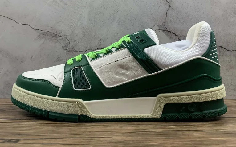 2021 new high-end 3D printing L first layer cowhide men's low-top popular sneakers cowhide flat casual trendy shoes
2021 new high-end 3D printing L first layer cowhide men's low-top popular sneakers cowhide flat casual trendy shoes