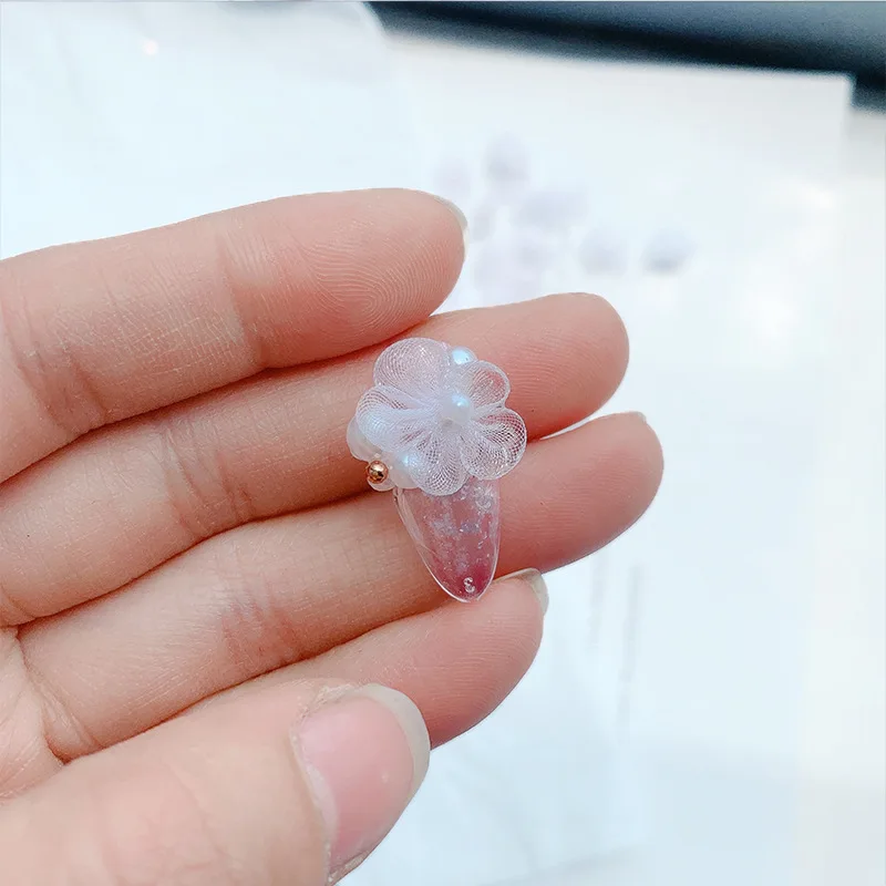 Nail Art 3D Three-dimensional Small Flower Fabric Small White Flower Ice Through Flower Nail Jewelry Diamond DIY Decoration
Nail Art 3D Three-dimensional Small Flower Fabric Small White Flower Ice Through Flower Nail Jewelry Diamond DIY Decoration