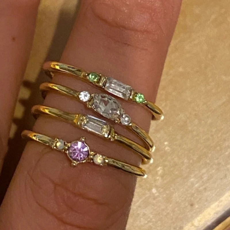4pcs Rings Set Fashion Women's Gold Color Finger Ring Diamond Decoration Jewelry Sapphire Ring Festival Gift
4pcs Rings Set Fashion Women's Gold Color Finger Ring Diamond Decoration Jewelry Sapphire Ring Festival Gift