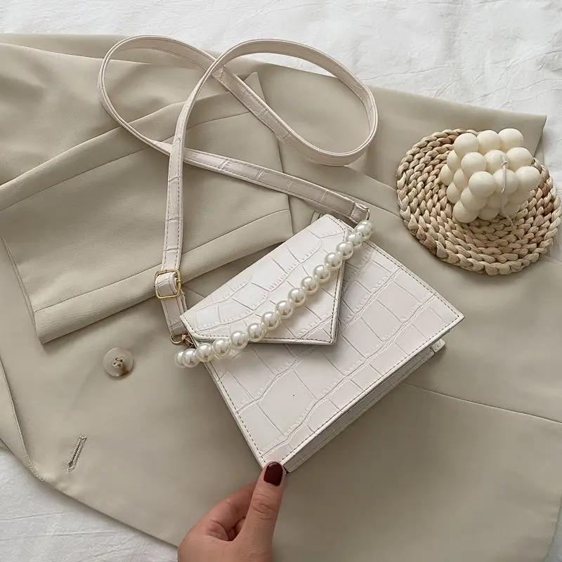 Pearl Design Mini Stone Pattern PU Leather Crossbody Bags For Women 2020 Elegant Shoulder Handbags Female Cross Body Bag
Pearl Design Mini Stone Pattern PU Leather Crossbody Bags For Women 2020 Elegant Shoulder Handbags Female Cross Body Bag