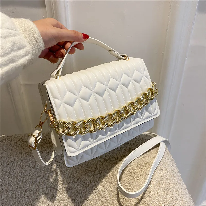 New handbags female fall 2021 new tide restoring ancient ways on fashion diamond lattice chain worn little single shoulder bag
New handbags female fall 2021 new tide restoring ancient ways on fashion diamond lattice chain worn little single shoulder bag