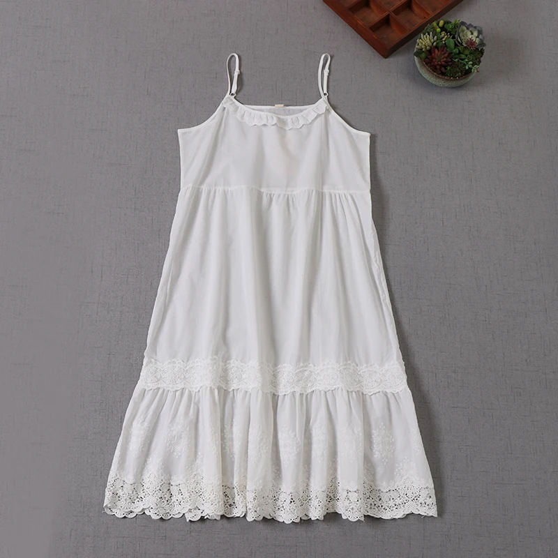 New Summer Women Lace Sling Dress Japan Style Mori Girl Solid Color Cotton Sleeveless Women Dress
New Summer Women Lace Sling Dress Japan Style Mori Girl Solid Color Cotton Sleeveless Women Dress