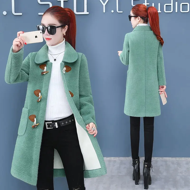 New Plus Size Women's Horn Buckle Woolen Coat Mid Length Windproof Jacket Winter Thick Hooded Parka Overcoat Casual Trench Coats
New Plus Size Women's Horn Buckle Woolen Coat Mid Length Windproof Jacket Winter Thick Hooded Parka Overcoat Casual Trench Coats