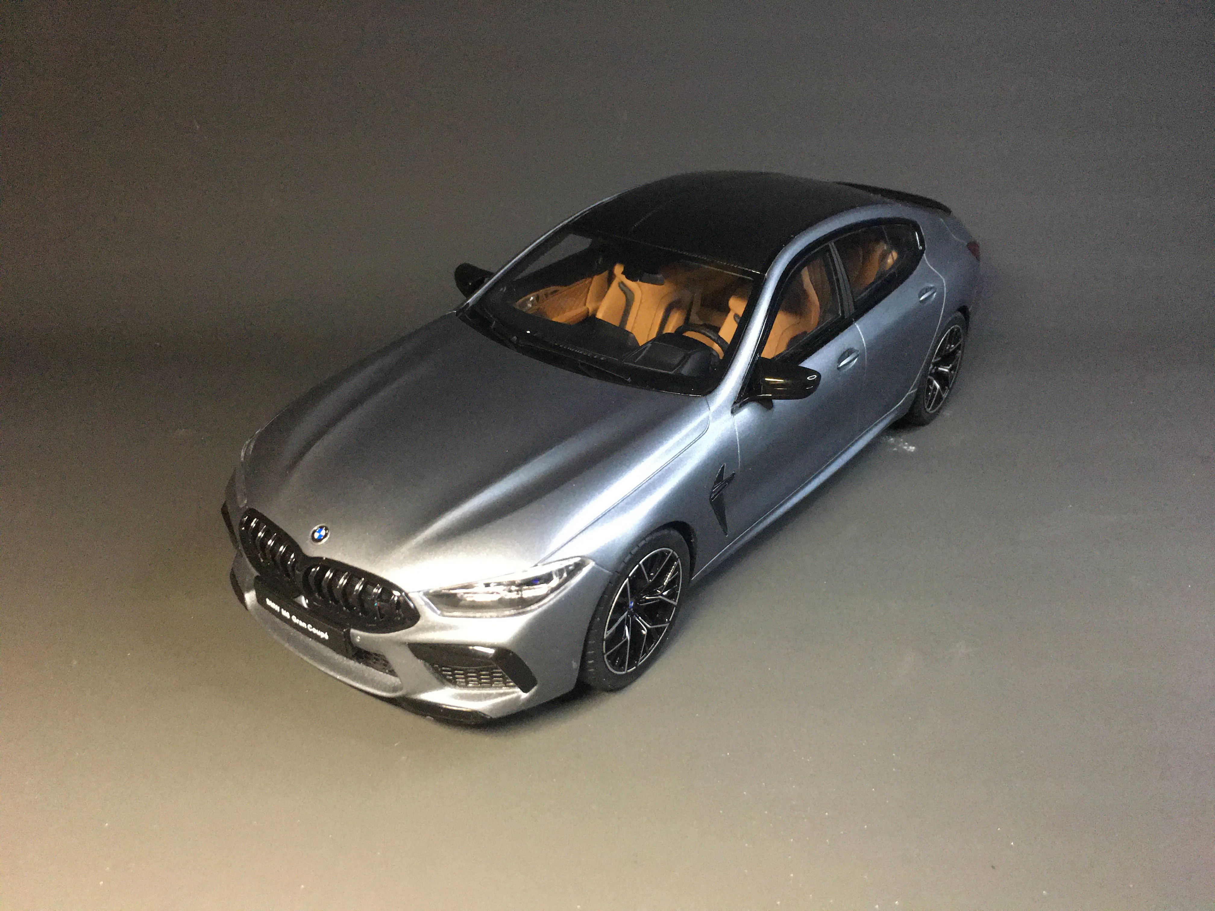GT Spirit 1/18 M8 Gran Coupe GT846 Resin Model Car Collection Limited 
GT Spirit 1/18 M8 Gran Coupe GT846 Resin Model Car Collection Limited