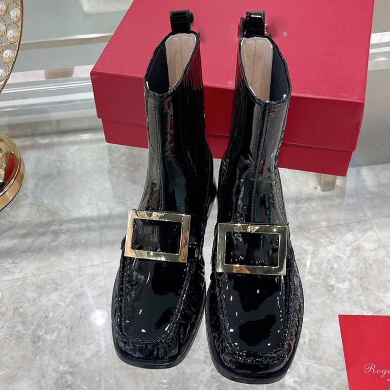 2021 Black Platform Combat Ankle Boots For Women Slip On Metal Decoration Woman Shoes Winter Biker Boots Big Size 
2021 Black Platform Combat Ankle Boots For Women Slip On Metal Decoration Woman Shoes Winter Biker Boots Big Size