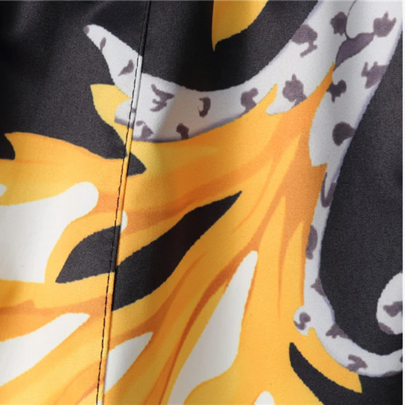 Asian Summer Fashion New Technology Men's Famous Golden Floral Beach Pants Digital Printing Holiday Loose Shorts
Asian Summer Fashion New Technology Men's Famous Golden Floral Beach Pants Digital Printing Holiday Loose Shorts