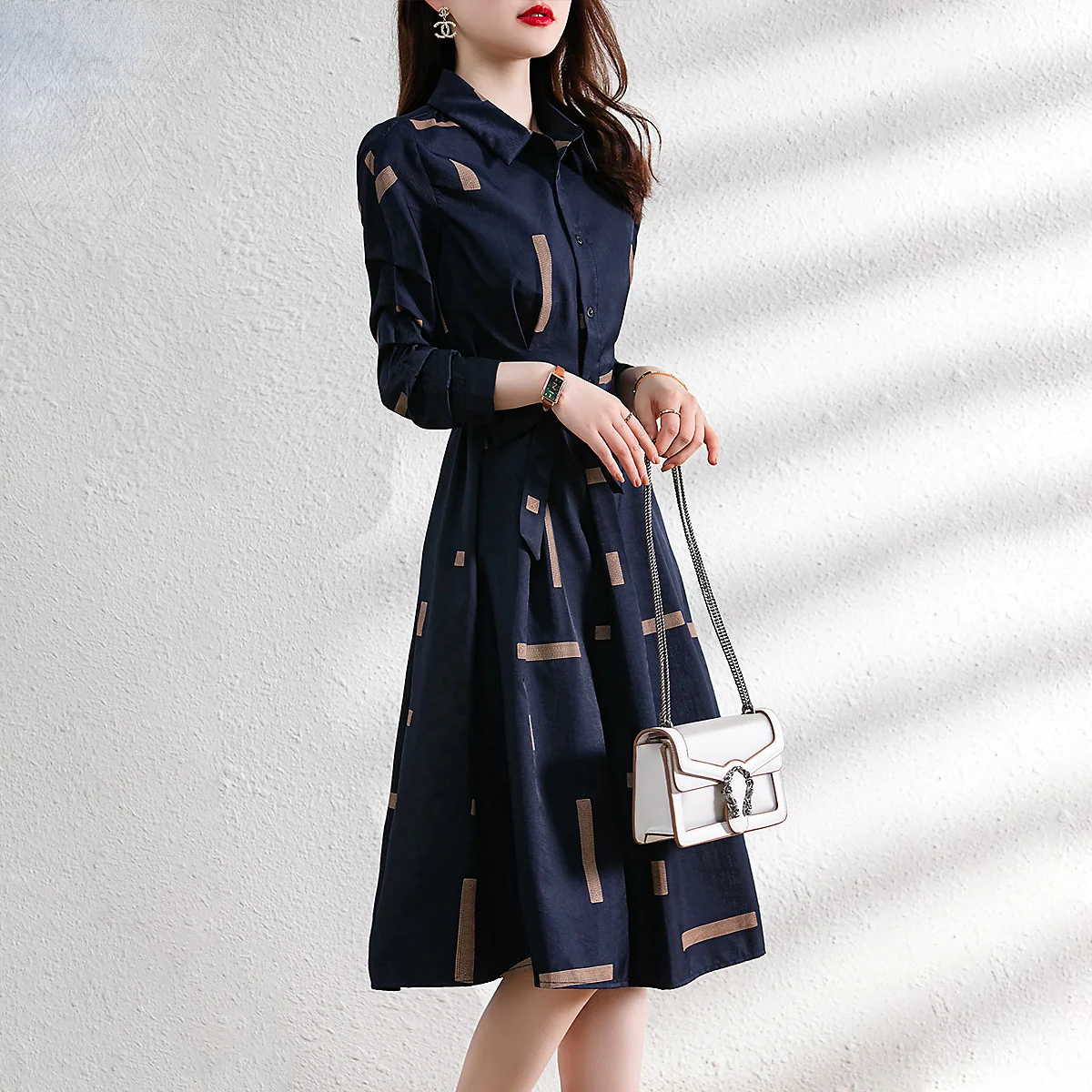Korean Versatile Dark Admiration Long-sleeved Dress Women's Women Fashion Mid-length Navy Blue Lace-up Pleated Slim Shirt Skirt
Korean Versatile Dark Admiration Long-sleeved Dress Women's Women Fashion Mid-length Navy Blue Lace-up Pleated Slim Shirt Skirt